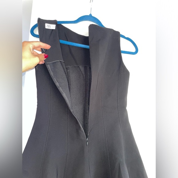 ZARA ZW Collection Black Skater Dress Flounce Hem LBD 4043/041 Size XS $149 - Picture 10 of 16